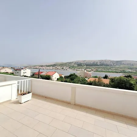 Sunny Bi-pi Appartement Pag Town