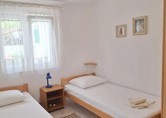 Apartman Sunny Bi-pi Pag Town