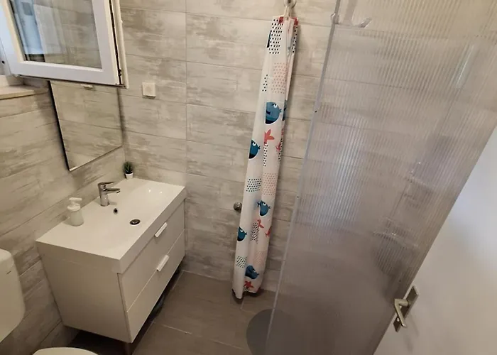 Apartman Sunny Bi-pi Pag Town