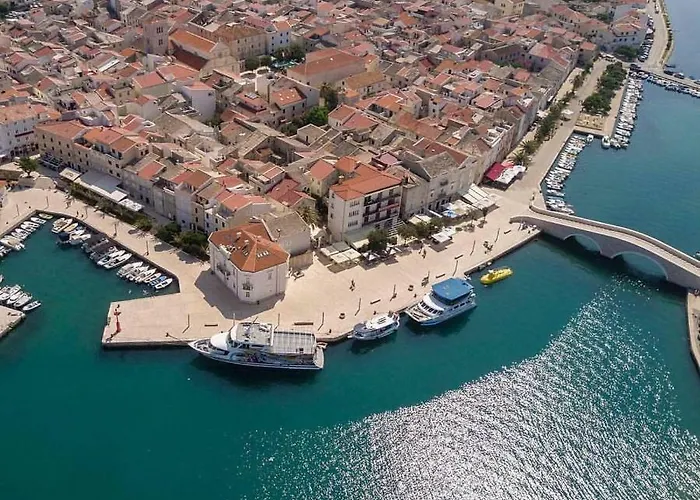 Apartman Sunny Bi-pi Pag Town